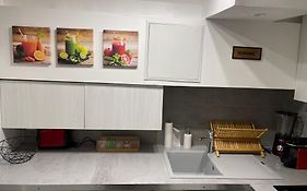 Studio entièrement équipé à 10 min de La Défense